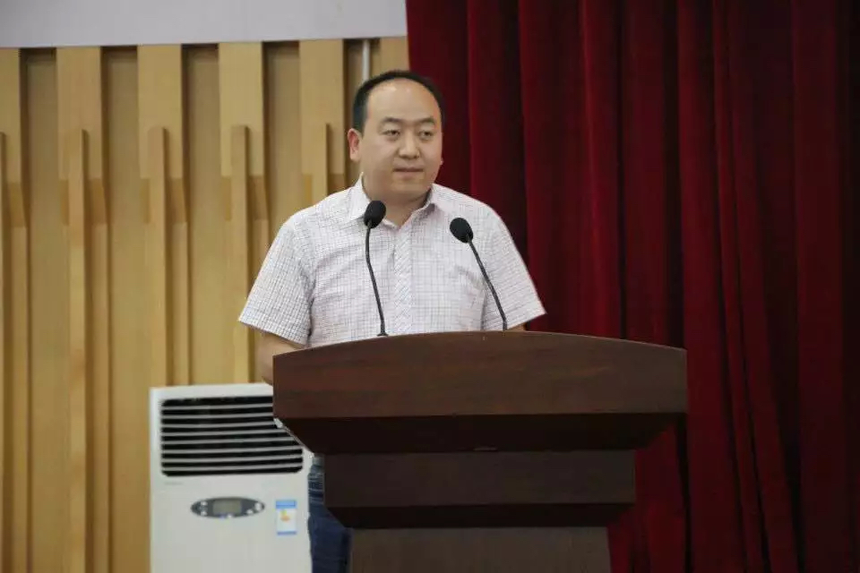            韦德1946APP官网第十二次团学代表大会顺利召开 